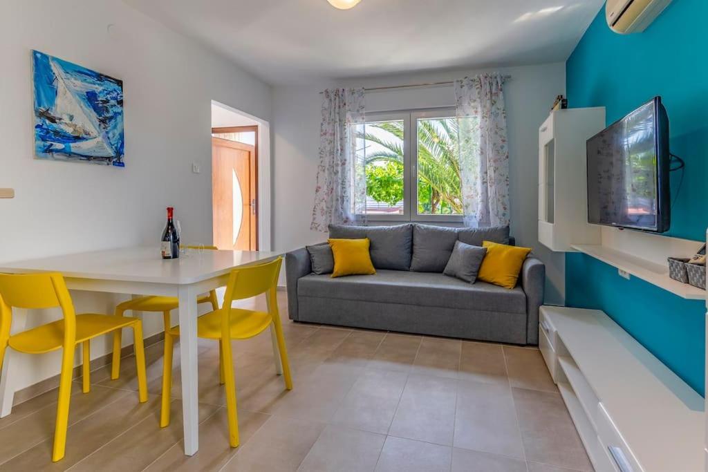 Newly Renovated With Terrace Apartment Medulin